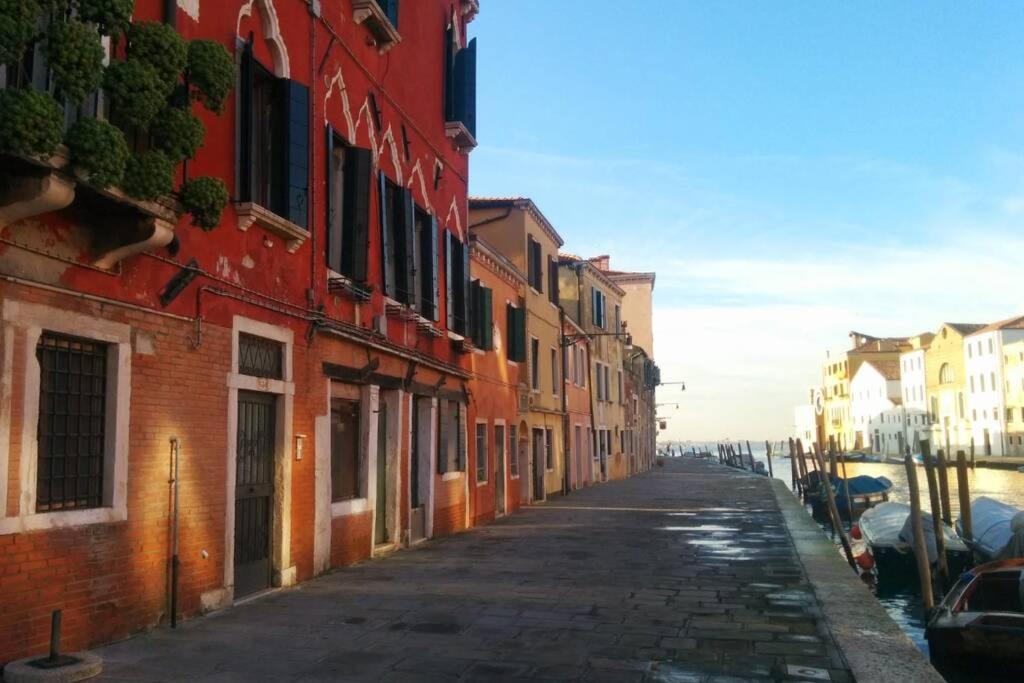 La Casetta Rosa - Vista Sul Canale Apartment *